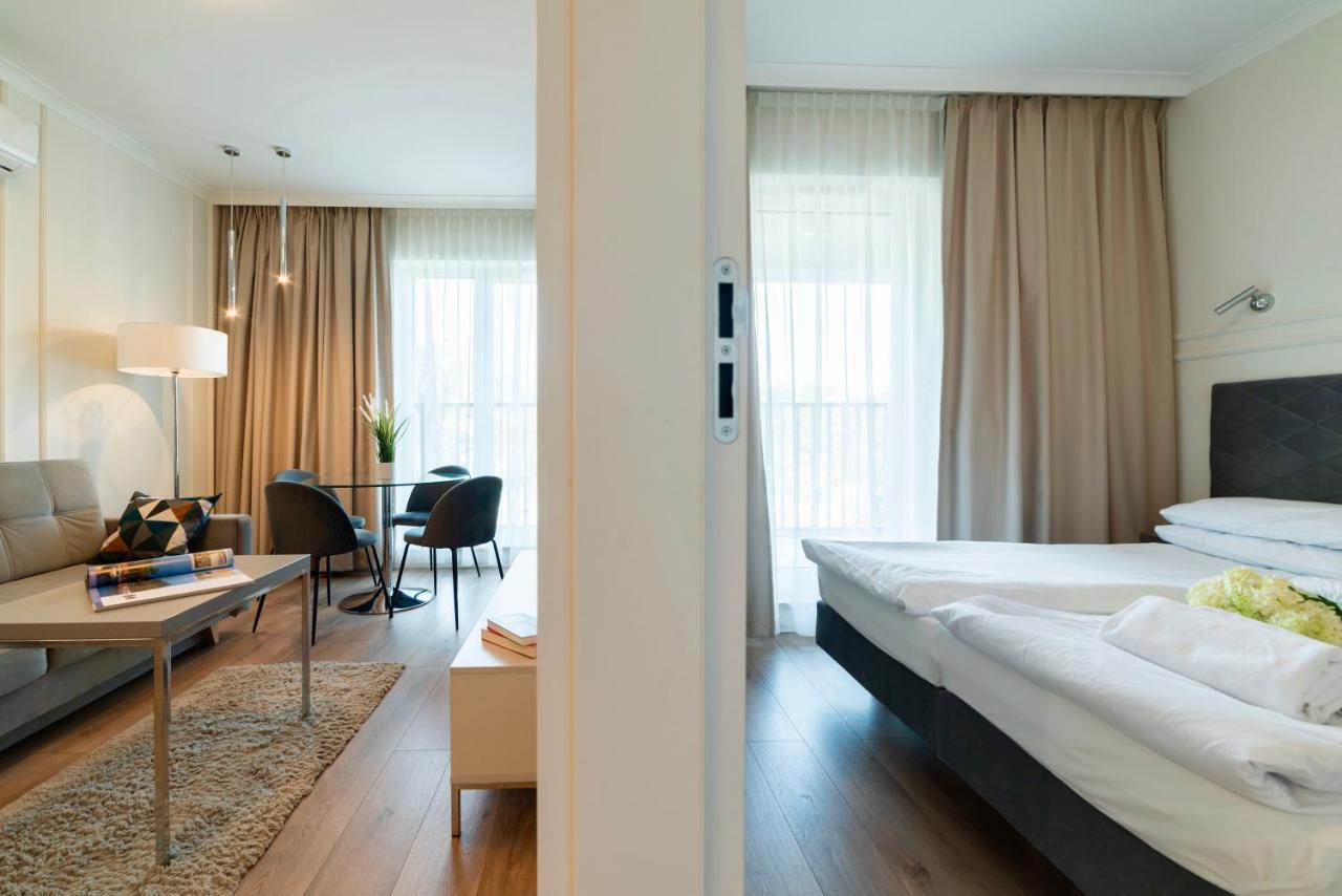 Warsaw Residence Bagian luar foto